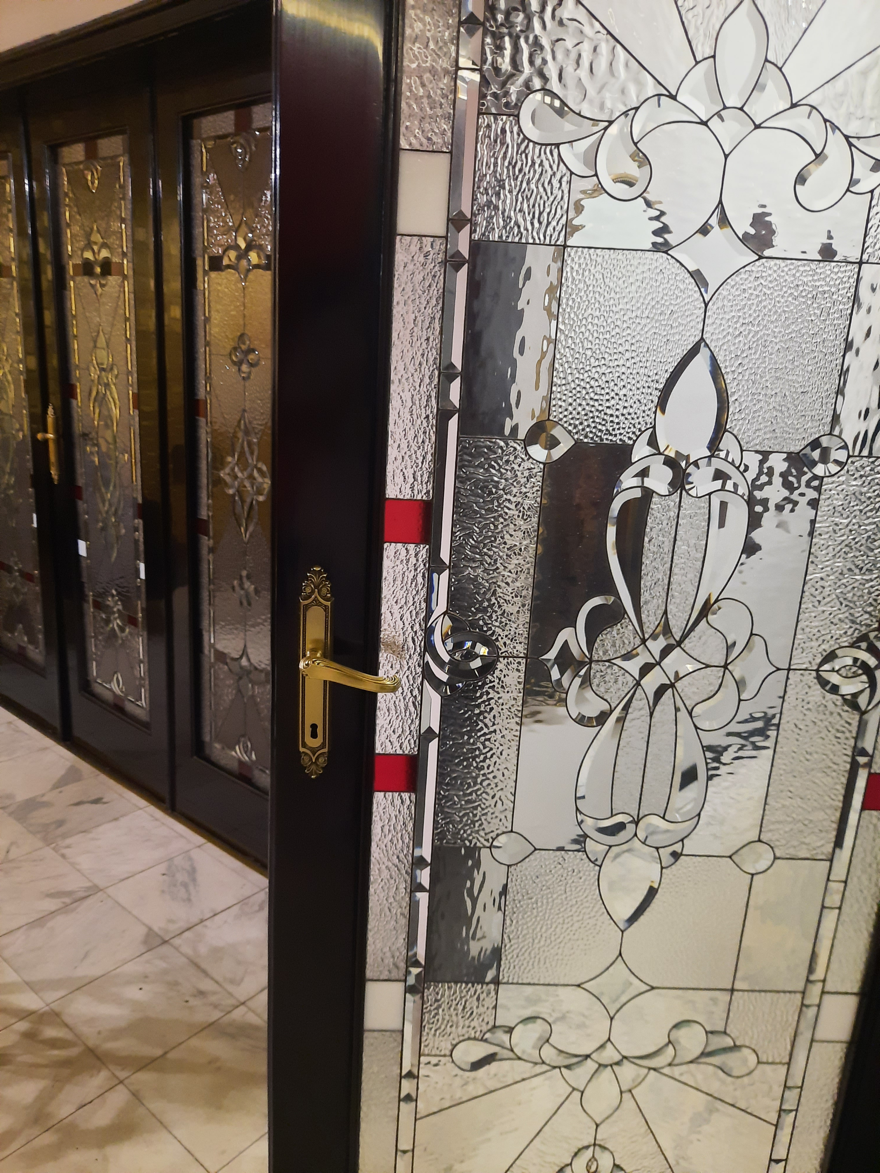 Door Model 223 — Cardinal Collection detail