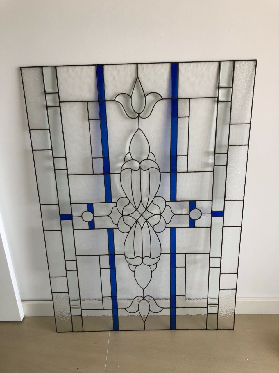 Door Model 315 — Regency Collection stained glass detail