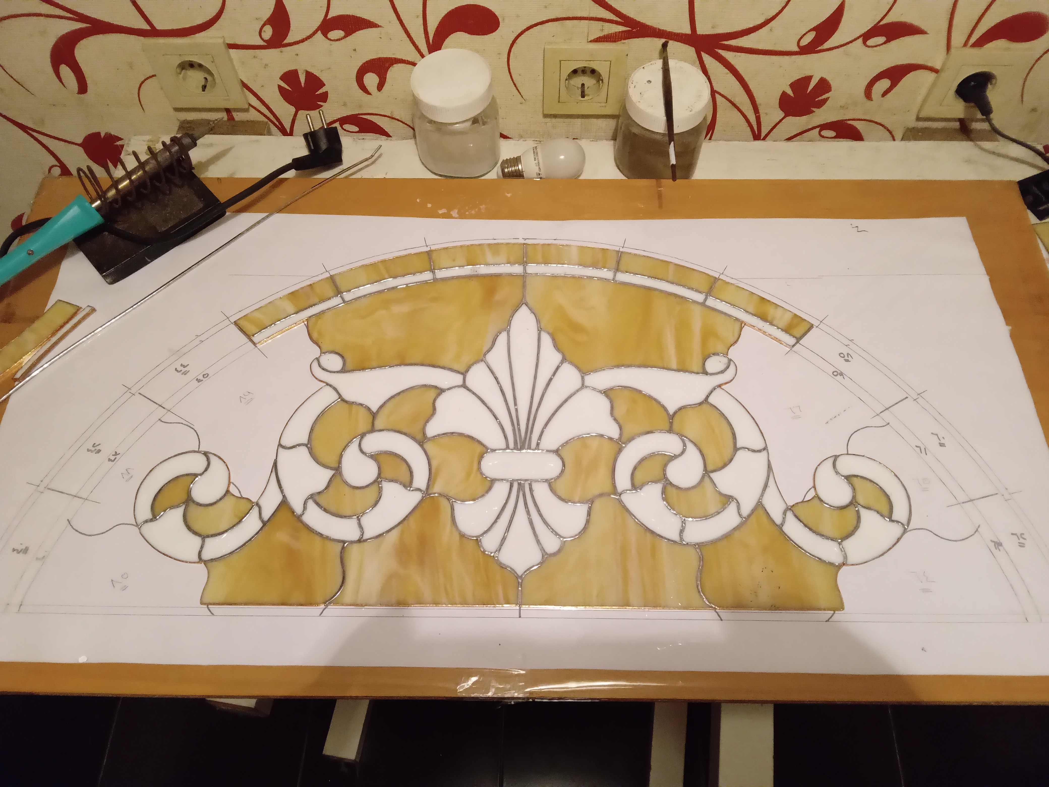 Panel Model 513 Regal Fleur close-up