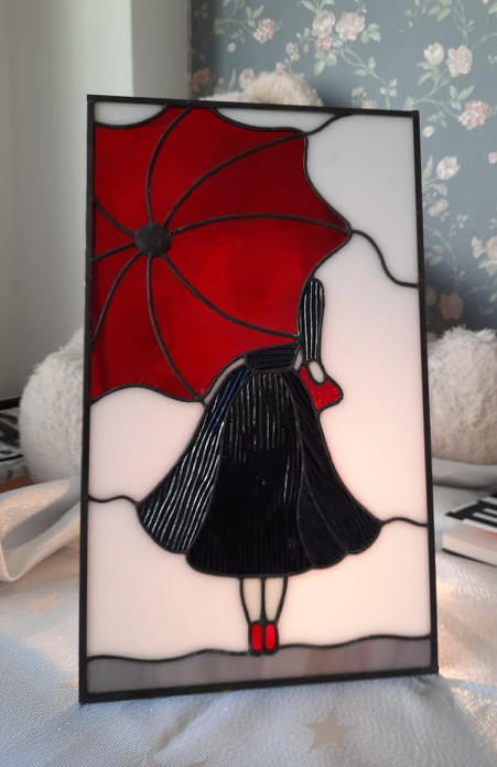 Panel Model 582 The Red Umbrella close-up