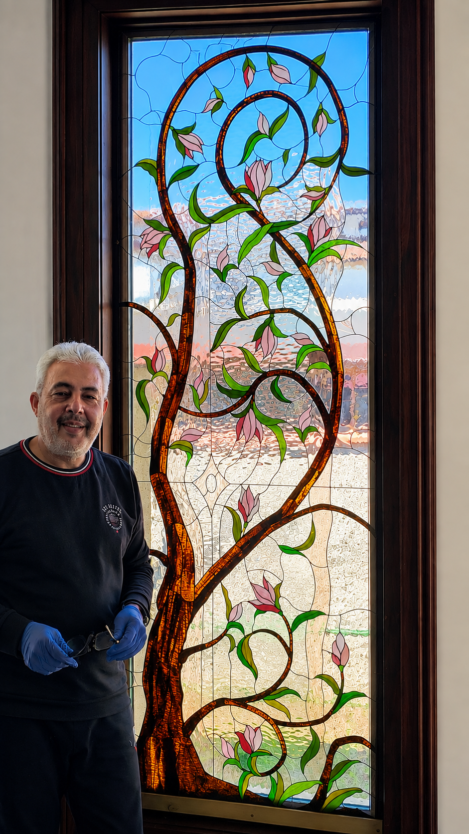 Window Model 600 — Magnolia Vine detail